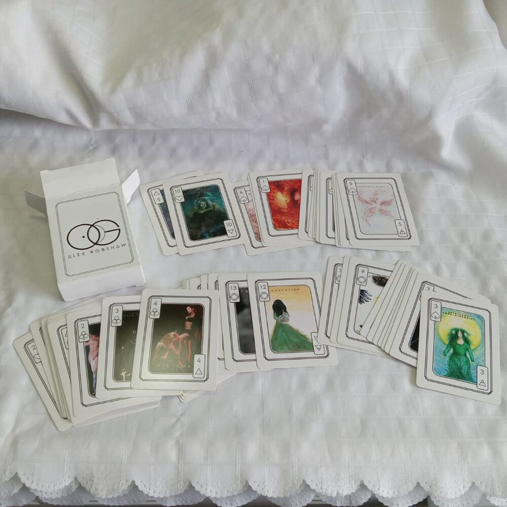 Card game with 54 images of Quebec artists